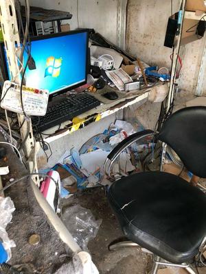 电脑坏了好多师傅都说没法修，却意外在最脏的维修店修好了